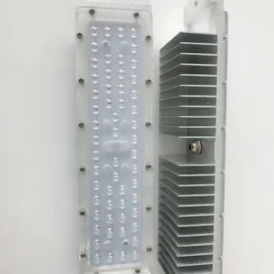 Hualight LED street light equipped with heat emission